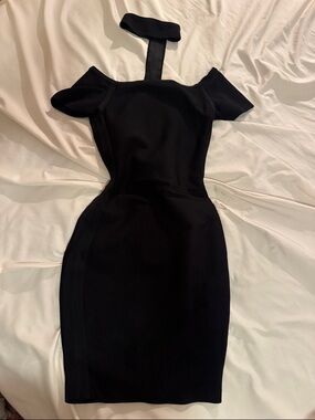 Black Off-Shoulder Bodycon choker Dress